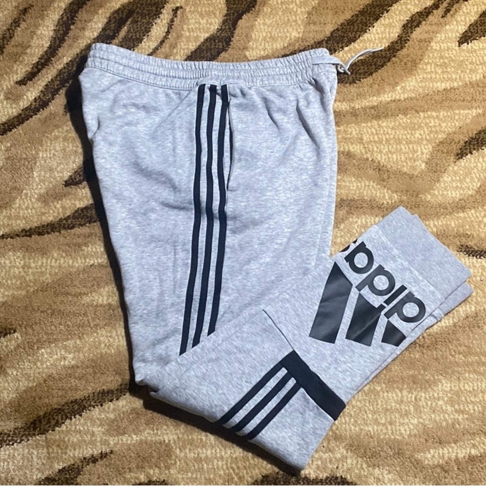 Adidas Essentials Logo Colorblock Cuff Pants Medium Heather Grey Men’s M